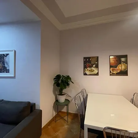Apartment Street *